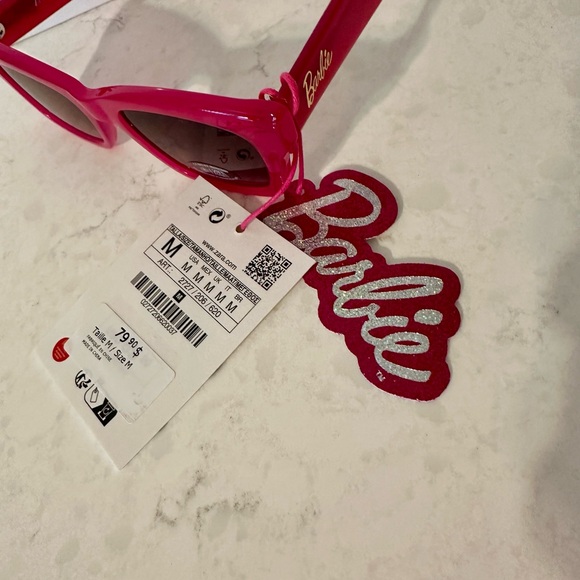Zara X Barbie Sunglasses - Picture 10 of 14